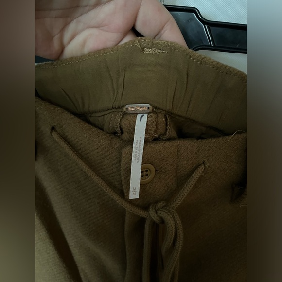 NWOT FREE PEOPLE Charli Wool Longline Cargo Shorts In Bronze Brown MRSP $148 - Picture 12 of 12